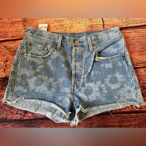 Levis 501 Cut‎ Off Denim Shorts Womens 29 Floral Blue Button Fly Cut Off - Picture 8 of 9
